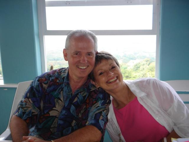 Betty Lue and Robert smiling together in 2006
